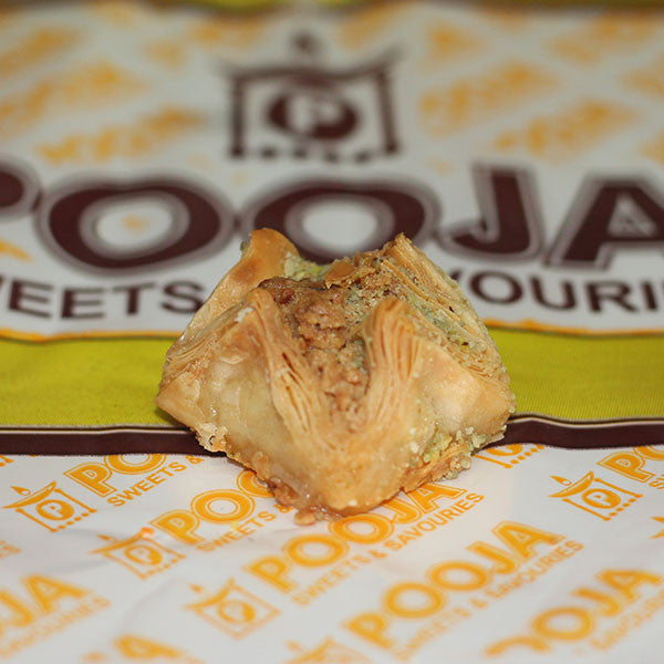 Boukaj Cashew (Phool Khaja) (Singles)