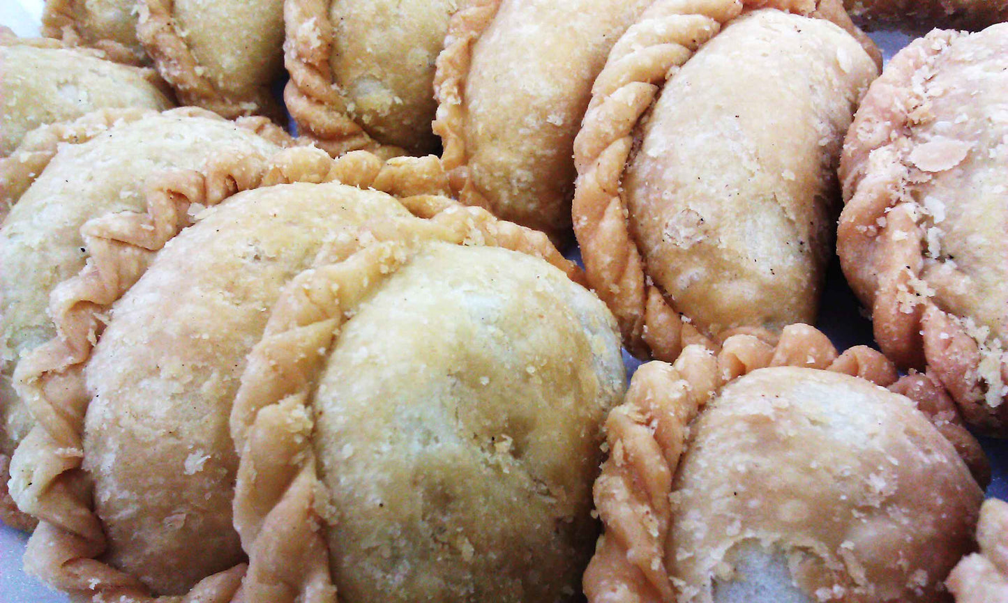 Gugra (Semolina Filling)