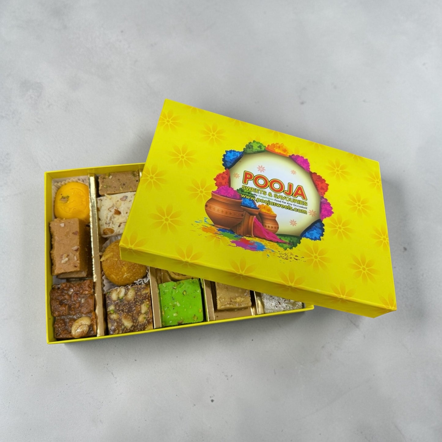 Eid Special! Bonanza Box (1kg approx - Box Colour / Contents May Vary)