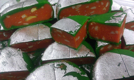 Kaju Kesar Cake (Colour May Vary)